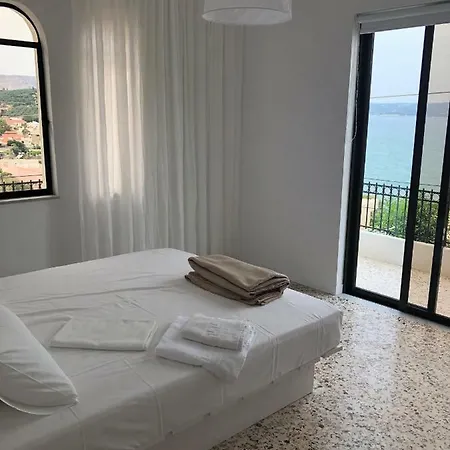 Cloudberry Apartament *